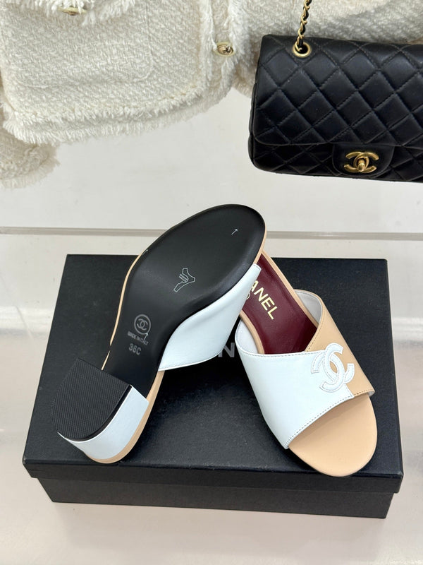 CC 26S Double C Patchwork Sandal 50 Beige White in Cowhide 706375
