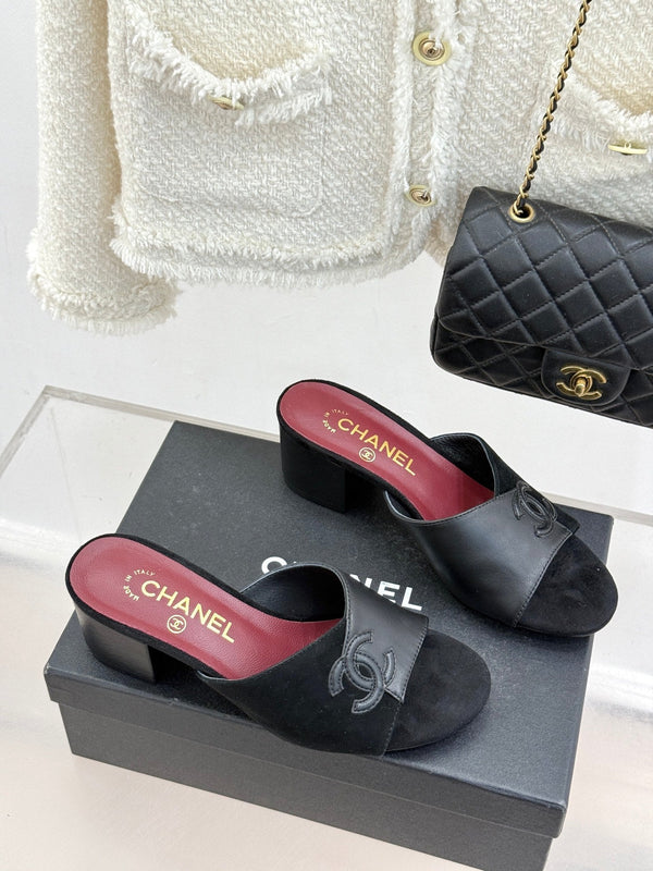 CC 26S Double C Patchwork Sandal 50 Black Gray in Deerskin Cowhide 706374