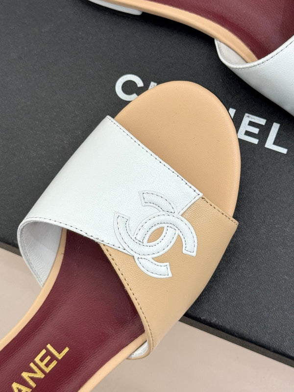 CC 26S Double C Patchwork Sandal Beige White in Cowhide 706370