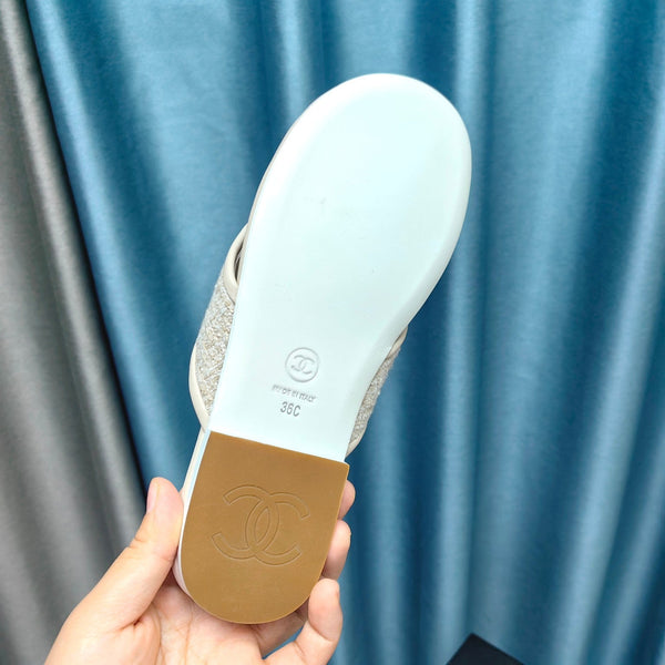 Chanel 26P Flip-Flops Cream in Woven 712314