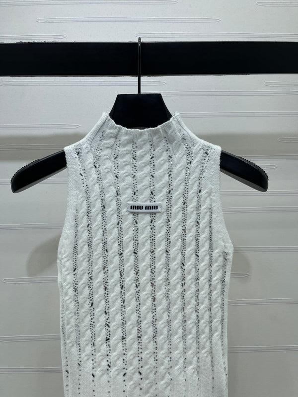 Miu Miu 26 Heavy-duty Cable Sleeveless Vest White in Wool 366351