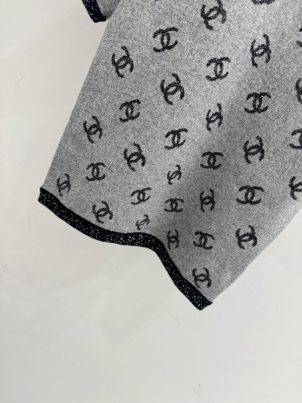 Chanel 26 Grey Knit Top Gray in Viscose 327141