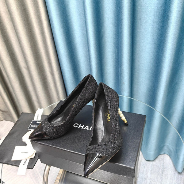 Chanel 26 Bout Pointu 85mm Perle Noir en Tweed Grossier 712805