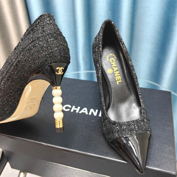 Chanel 26 Bout Pointu 85mm Perle Noir en Tweed Grossier 712805