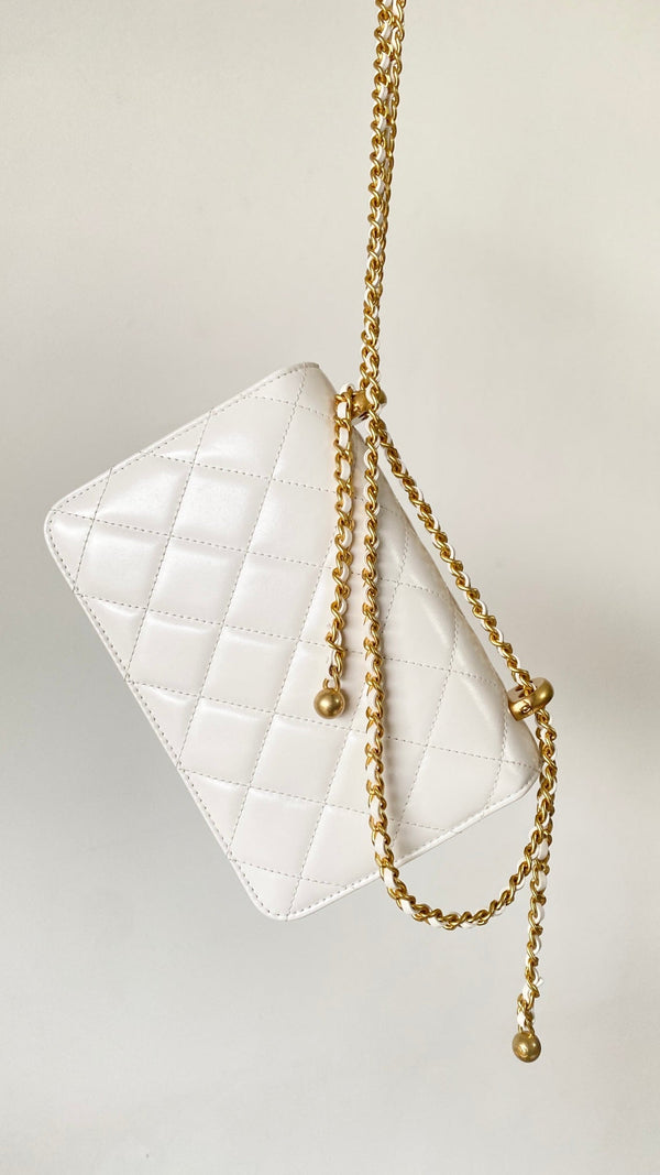 Chanel Classic Mini Flap Bag 19 White in Calfskin