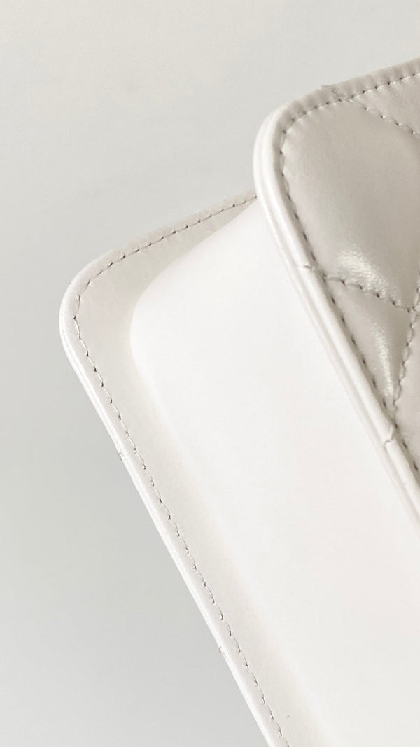 Chanel Classic Mini Flap Bag 19 White in Calfskin