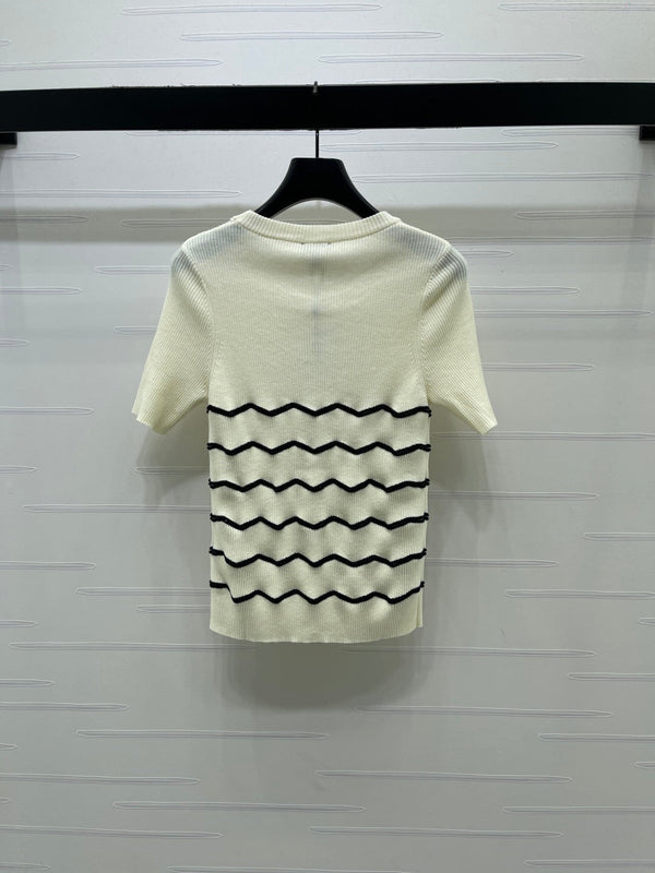 Chanel 2026 Wavy Stripe Knit Short-Sleeve Top Black in Knit Fabric 376034