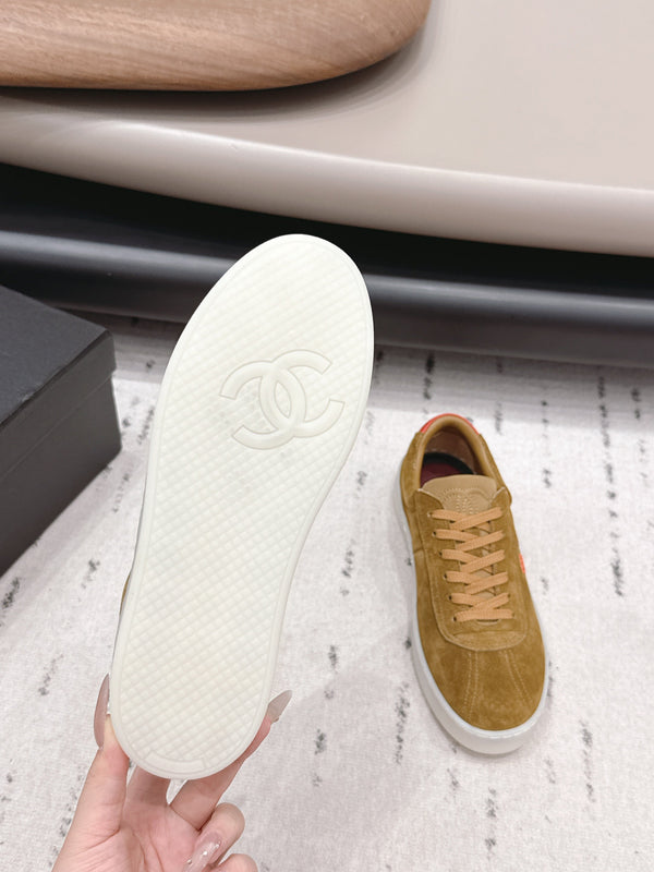 Chanel 26 Round Toe Platform Casual Shoes Camel in Suede 739428