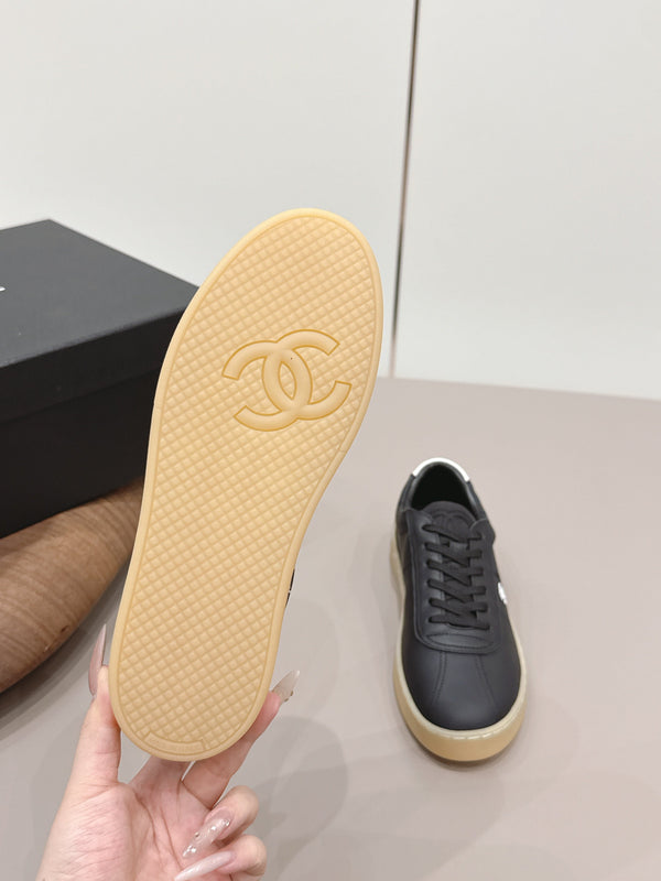Chanel 26 Round Toe Platform Casual Shoes Black in Cowhide 739424