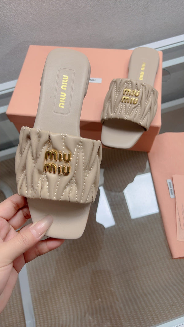 Miu Sandal Sand Beige Matelassé Leather 739551