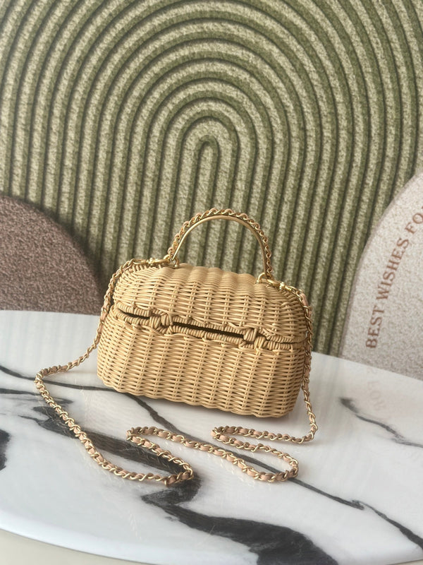 Chanel Vanity Case 26c 19,5cm Couleur Paille en Rotin Tressé