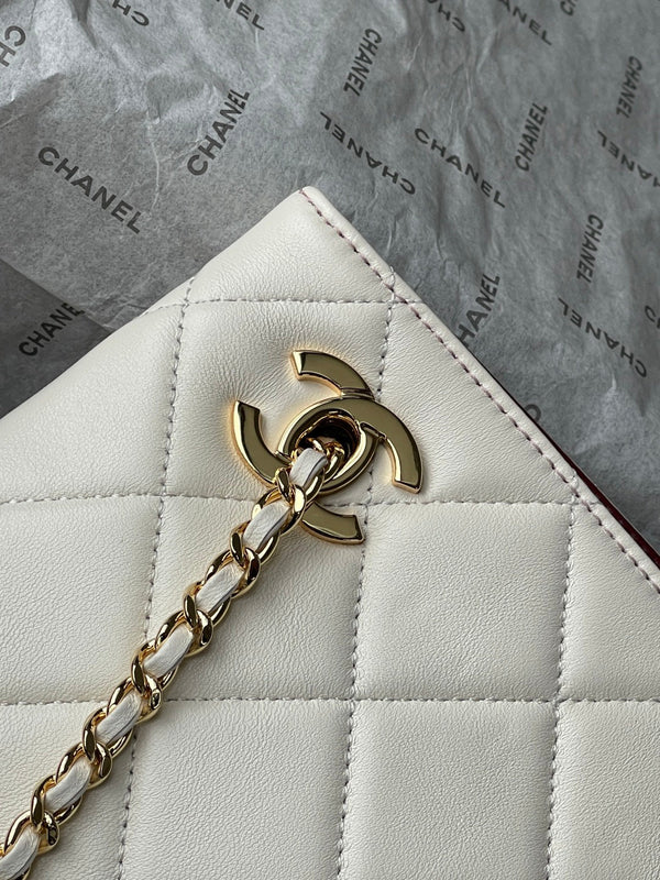 Chanel 26 Small Shopping Bag 24.5 White in Lambskin