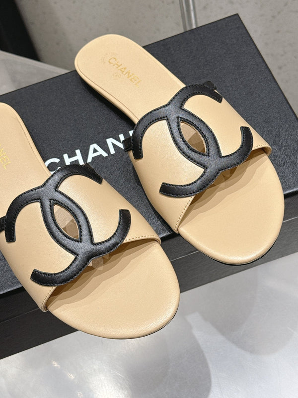 Chanel Double C Flat Slip-on Sandals Beige in Lambskin 740706
