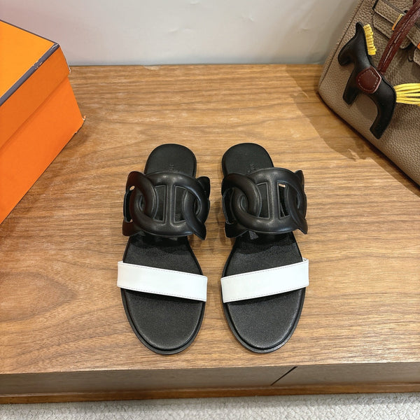 HM Sandal Black White in Calfskin 743978