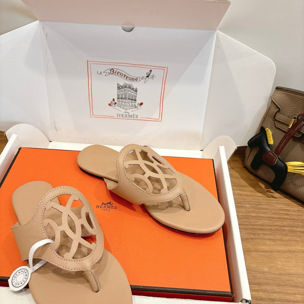 HM Mage Sandal Beige in Calfskin 744044