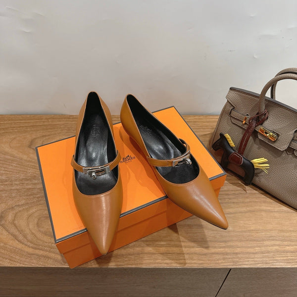 HM 26 Majeste 45 Pump Brown in Cowhide 744115