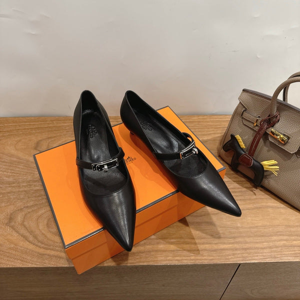 HM 26 Majeste 45 Pump Black in Cowhide 744116