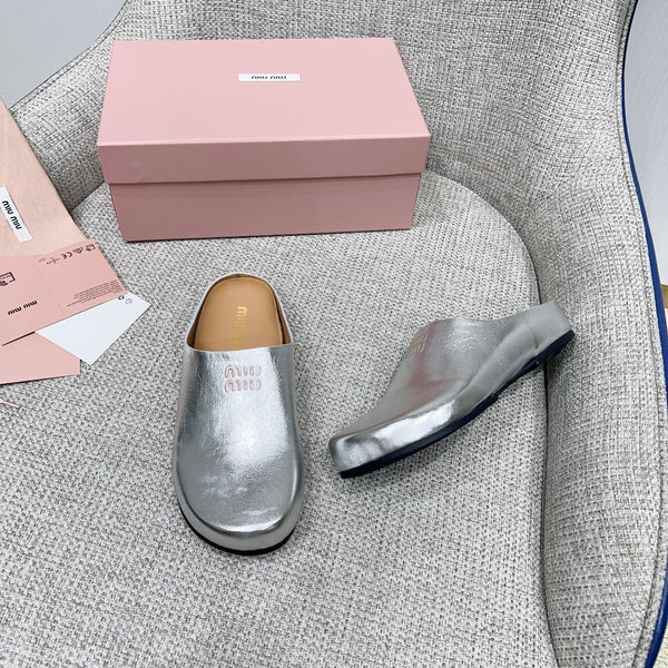 Miu 26 Mules Silver in Cowhide 747401