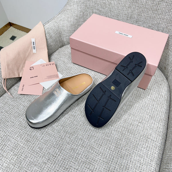 Miu 26 Mules Silver in Cowhide 747401