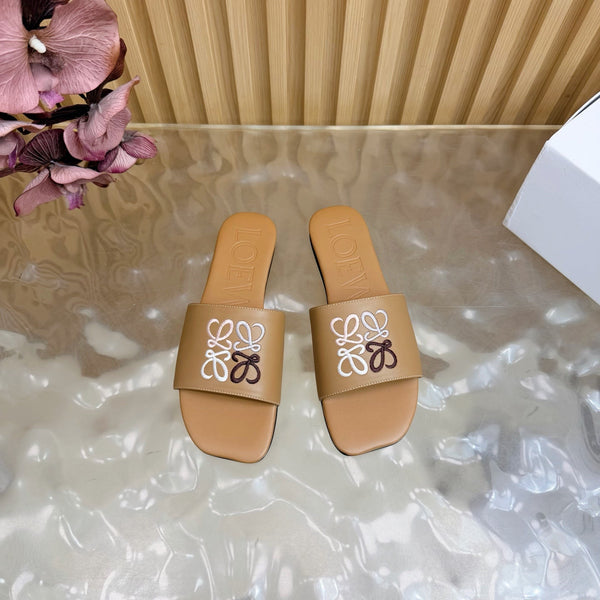 Loew Sandal Brown in Sheepskin 749331
