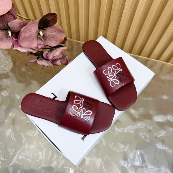 Loew Sandal Burgundy in Sheepskin 749333