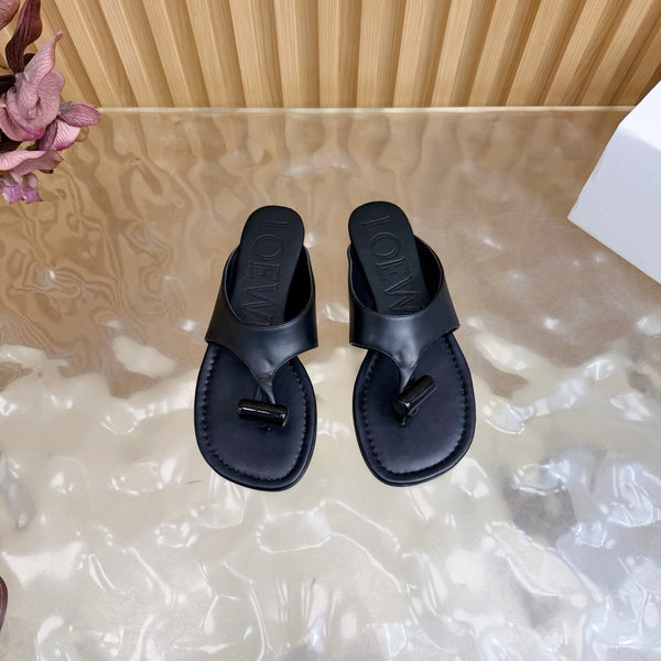 Loew Toggle Sandal Black in Cowhide 749328