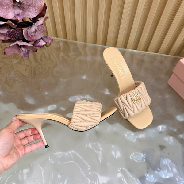 MM Pointed-Toe High Heels 85 Beige in Sheepskin 749060