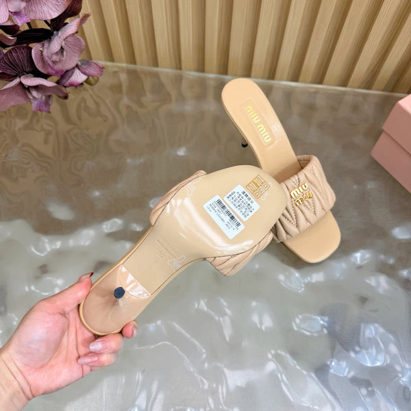 MM Pointed-Toe High Heels 85 Beige in Sheepskin 749060