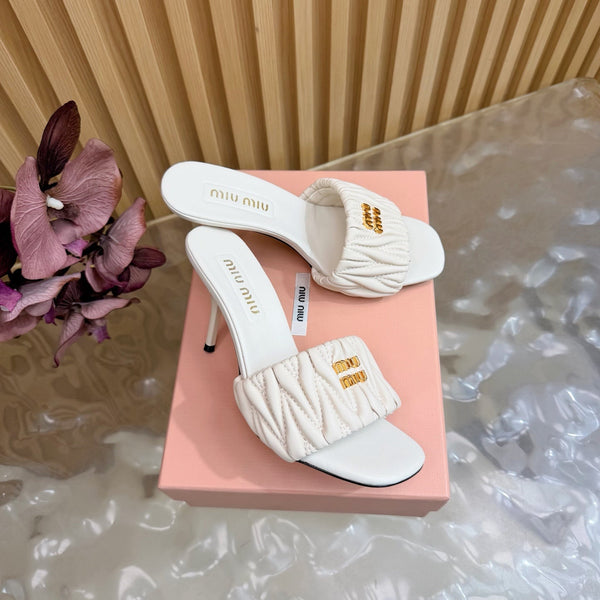 MM Pointed-Toe High Heels 85 White in Sheepskin 749058