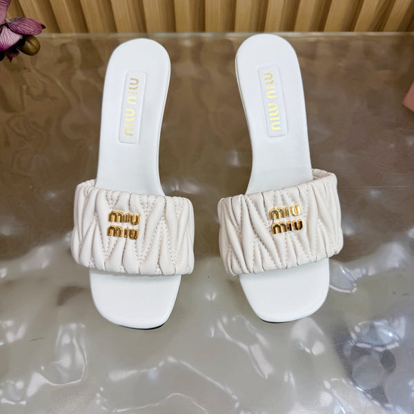 MM Pointed-Toe High Heels 85 White in Sheepskin 749058