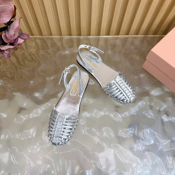 Miu Fisherman Sandal Silver in Cowhide 749063