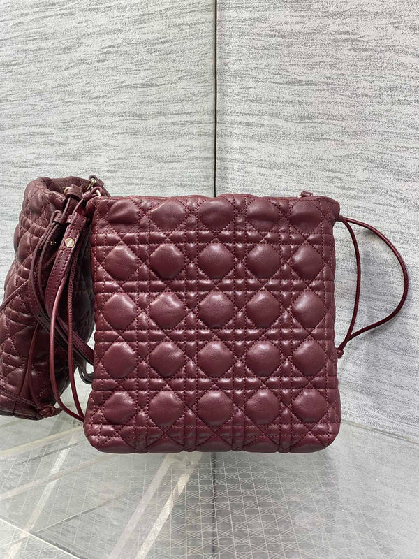 Sac CD Dior Adiorable 22cm bordeaux en cuir matelassé 286633