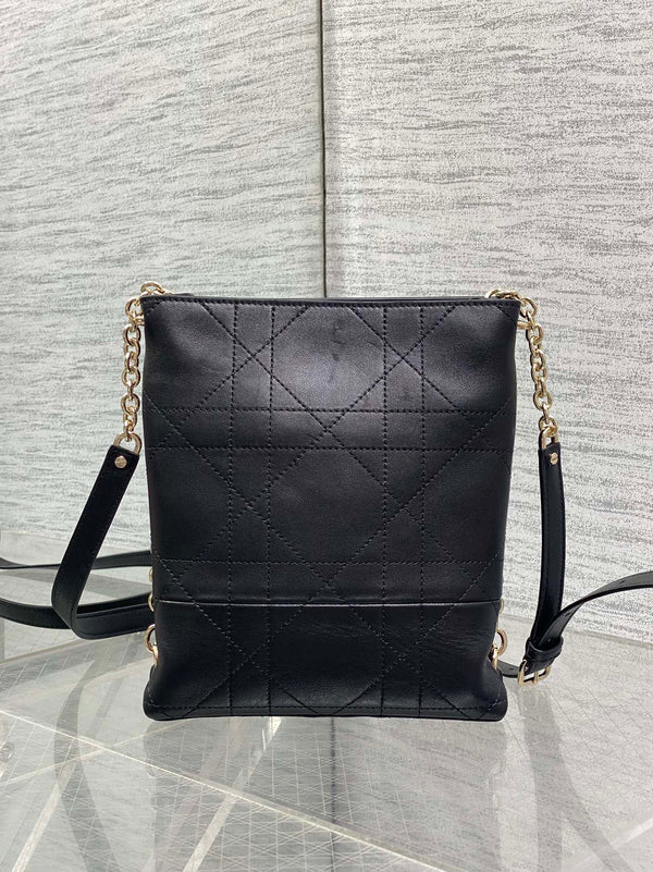 CD 26 Trianon Hobo Chain Bag 21cm Black in Cowhide 286596