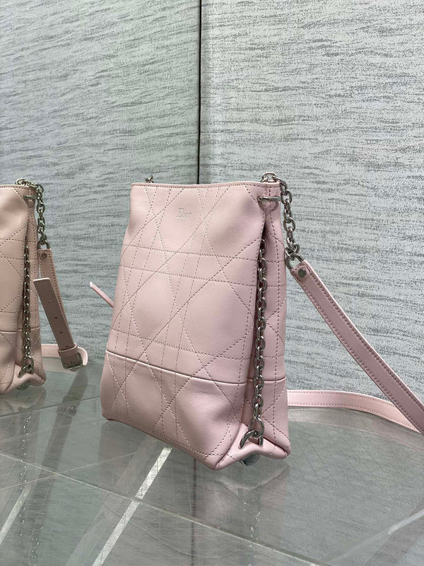 CD 26 Trianon Hobo Chain Bag 21cm Light Pink in Cowhide 286601