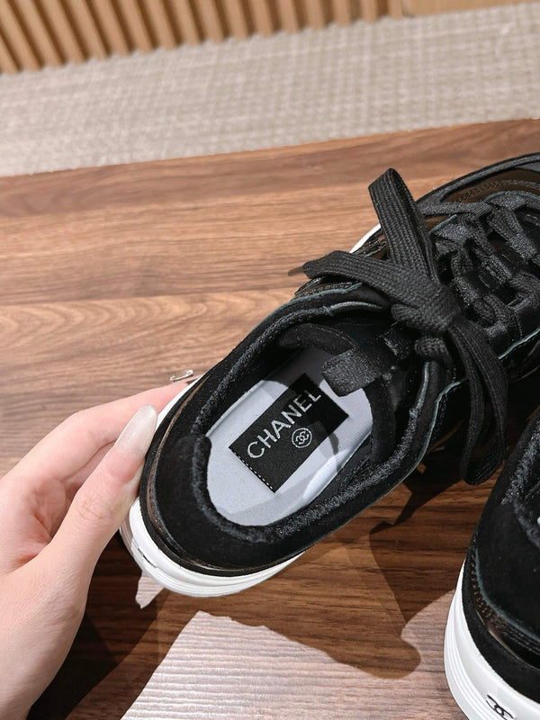 CC Sneaker Black in Leather 753927