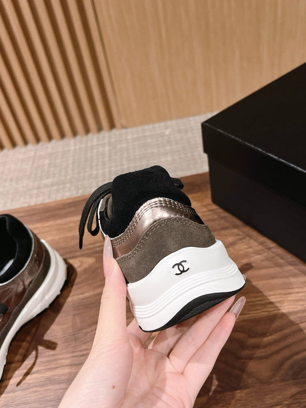 CC Sneaker Brown Metallic in Leather 753926