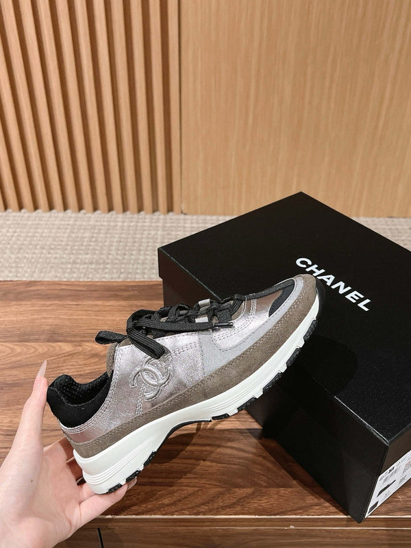 CC Sneaker Silver Metallic Brown in Leather 753925