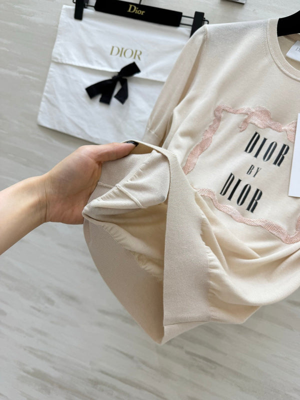 CD Knit Short-Sleeve T-Shirt Beige in Mulberry silk 379365