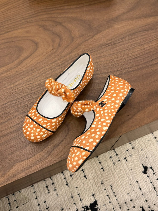 CC 26 Babies à pois orange en poil de poney 756093