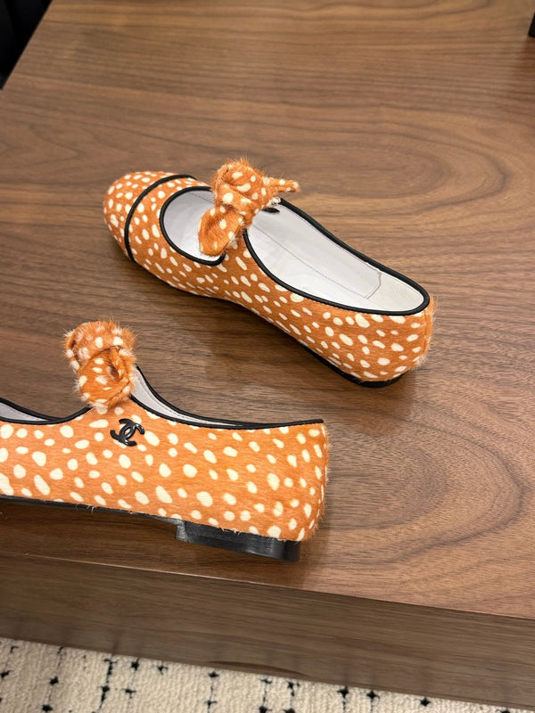 CC 26 Babies à pois orange en poil de poney 756093