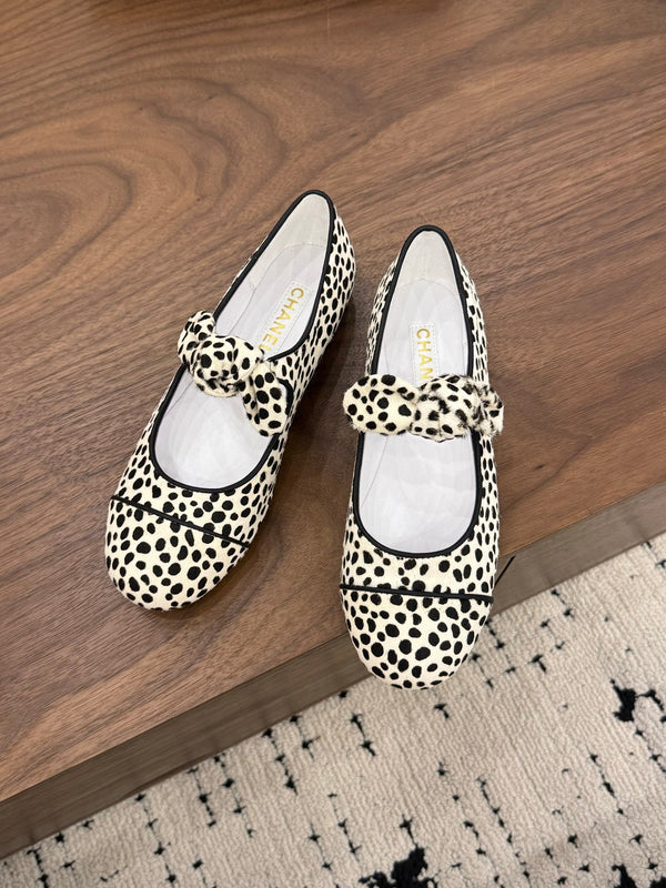 CC 26 Babies à pois blanc noir en crin 756092