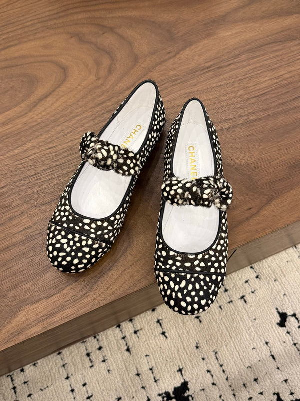 CC 26 Babies à pois noir et blanc en crin de poulain 756091