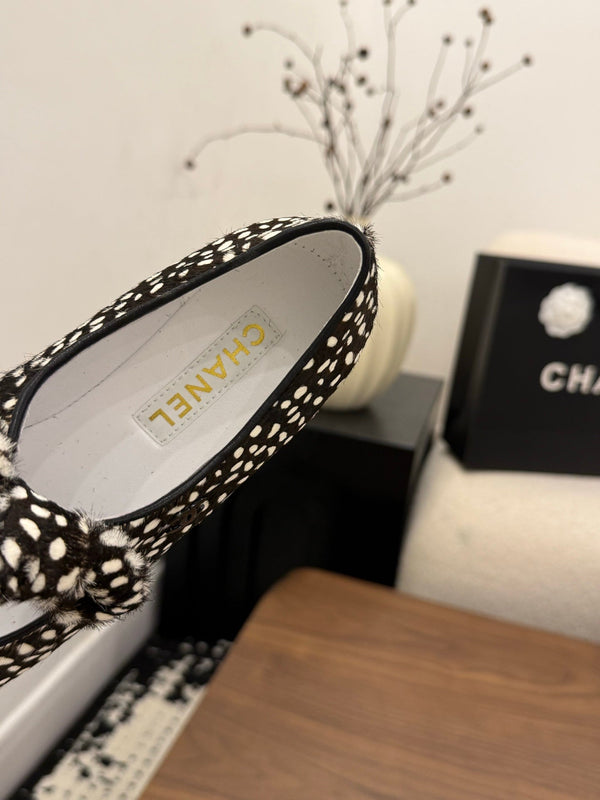 CC 26 Babies à pois noir et blanc en crin de poulain 756091
