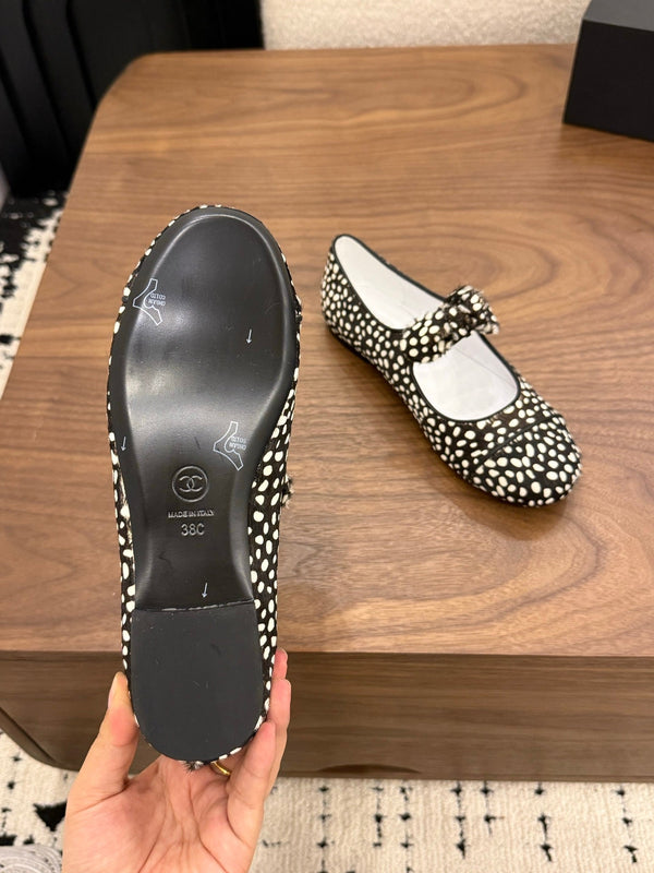 CC 26 Babies à pois noir et blanc en crin de poulain 756091