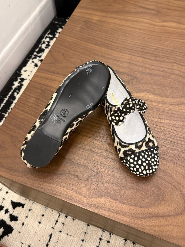 CC 26 Polka Dot Mary Janes Beige en poil de poney 756089