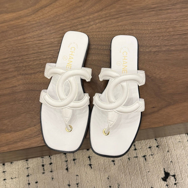 CC 26 Sandale Blanche en Peau de Vache 748530