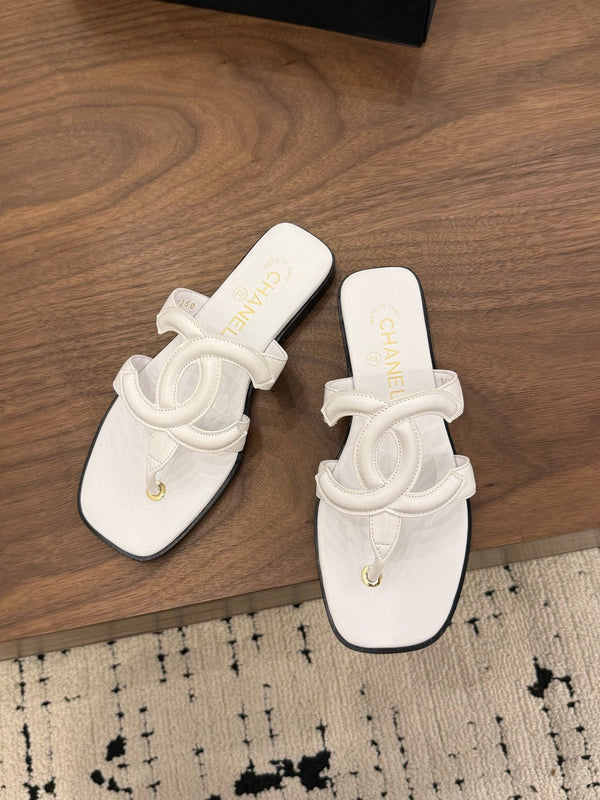 CC 26 Sandale Blanche en Peau de Vache 748530