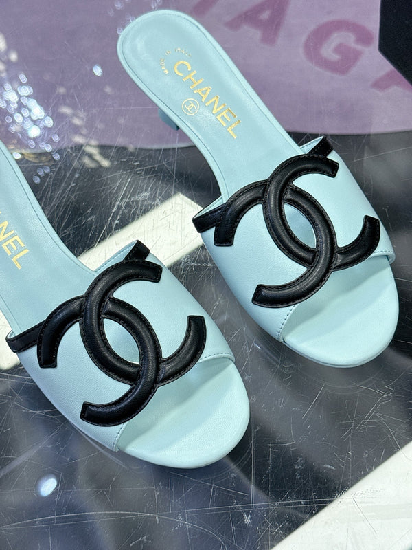CC Double C Logo Kitten Heel 25mm Sandals Baby Blue in Leather 757854