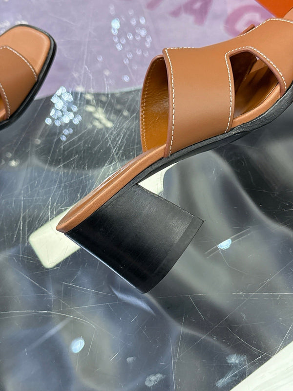 HM Sandal 90mm Brown in Cowhide 757942