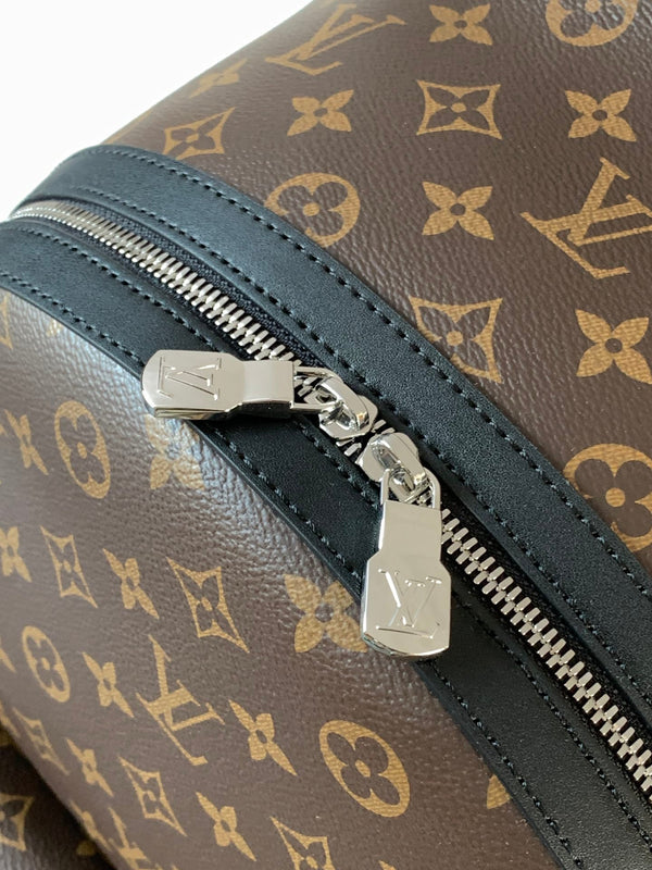LV Discovery PM Backpack Brown Monogram Canvas